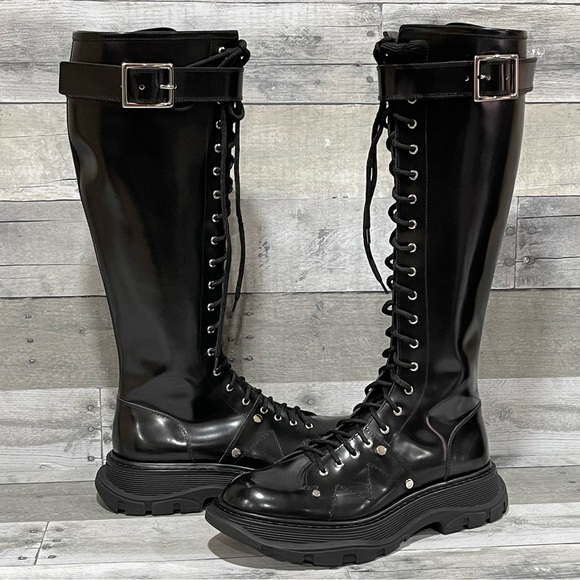 ALEXANDER MCQUEEN Tread Tall Lace-Up Platform Boot - Black - Sz - 11 US / 41 EU - Picture 1 of 13